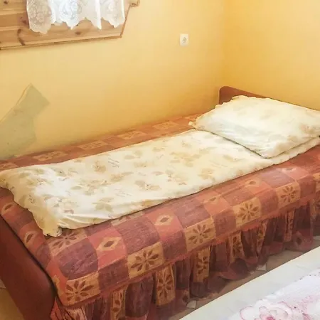 Prázdninový dům 0 Bedroom Holiday In