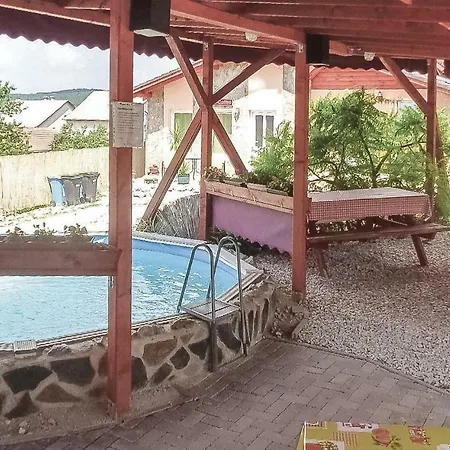 0 Bedroom Holiday In