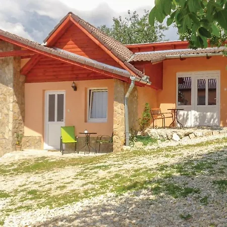 Prázdninový dům 0 Bedroom Holiday In *