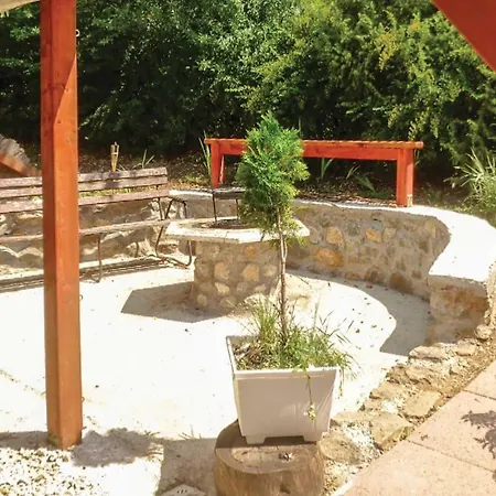 Prázdninový dům 0 Bedroom Holiday In Aggtelek