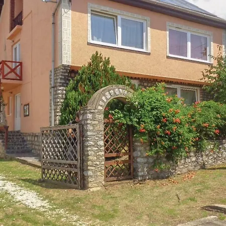 0 Bedroom Holiday In * Aggtelek