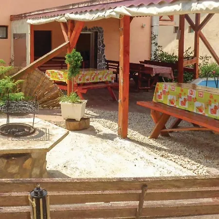 Prázdninový dům 0 Bedroom Holiday In